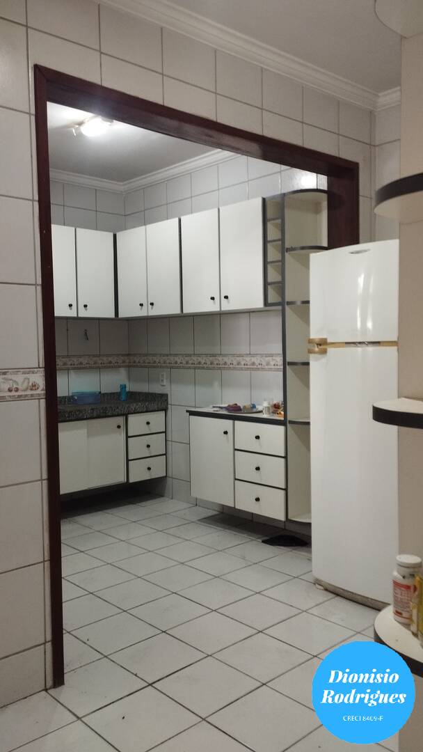 Apartamento à venda com 3 quartos, 110m² - Foto 21